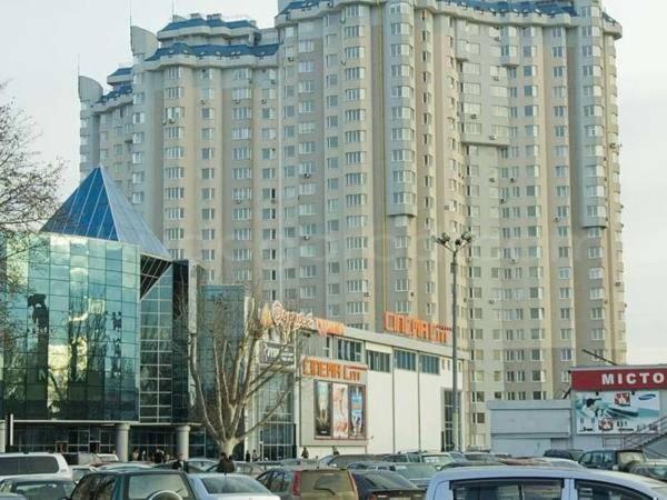Pleasure Apartment Near Center Of Odessa Esterno foto
